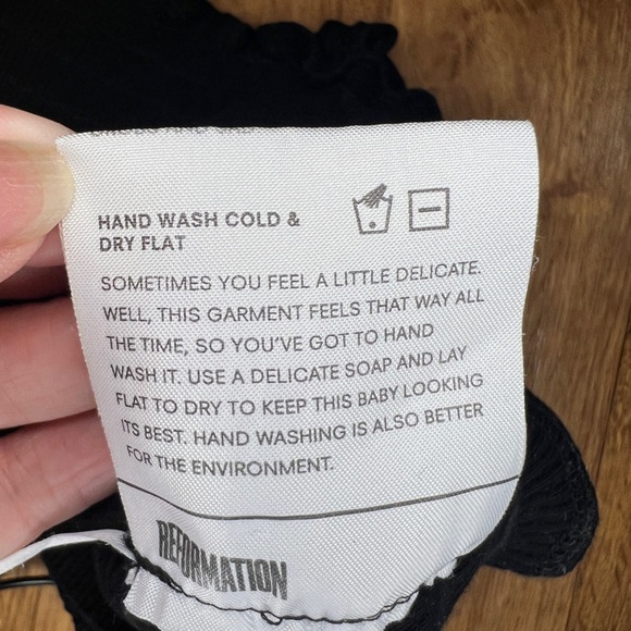 REFORMATION Leonore Crop Tank Top Smocked Ruffle Size Medium - Picture 5 of 5